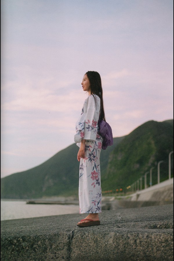 AKB48 大盛真歩 1st写真集「ずっと、好きでいたい」 2024.12.05 preview001 01 2