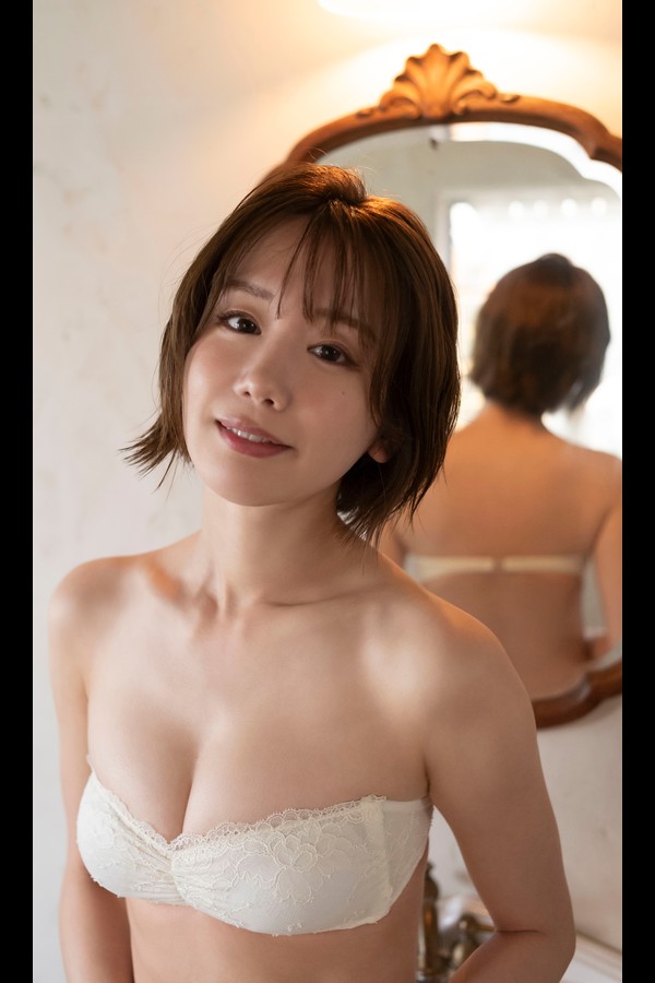 あらた唯写真集「時には挑発的に」 (週プレ PHOTO BOOK) 0a5049881e0ec5f 13