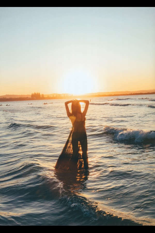 梅澤美波1st 写真集_夢の近く_(2020.09.29)_(Scan_Ver.) 0a5049881e0ec5f 68