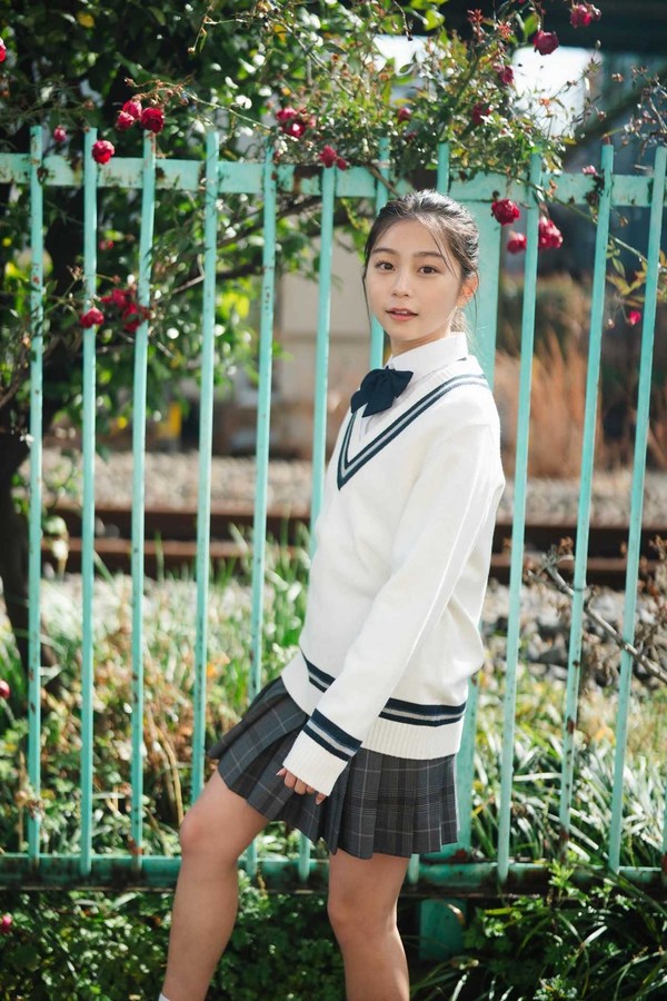 稲光亜依 2本写真合集 72ad944a773c85e 13