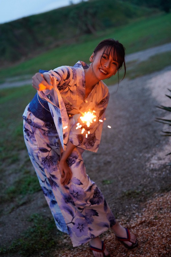 奈月セナ 17本写真合集 72ad944a773c85e 88