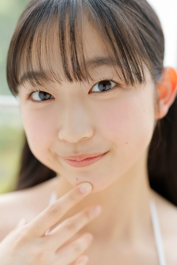 ちばひなの EX大衆デジタル写真集062 ちばひなの「キュートでピュアなヴィーナス」 752c512f61bf7e4