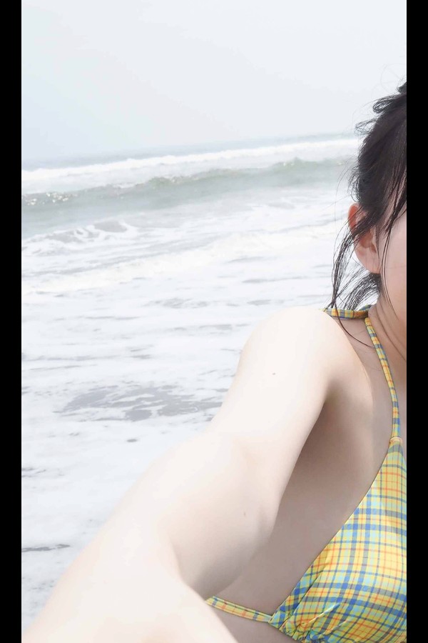 新居歩美 3本写真合集 8569665d4ac210e 114