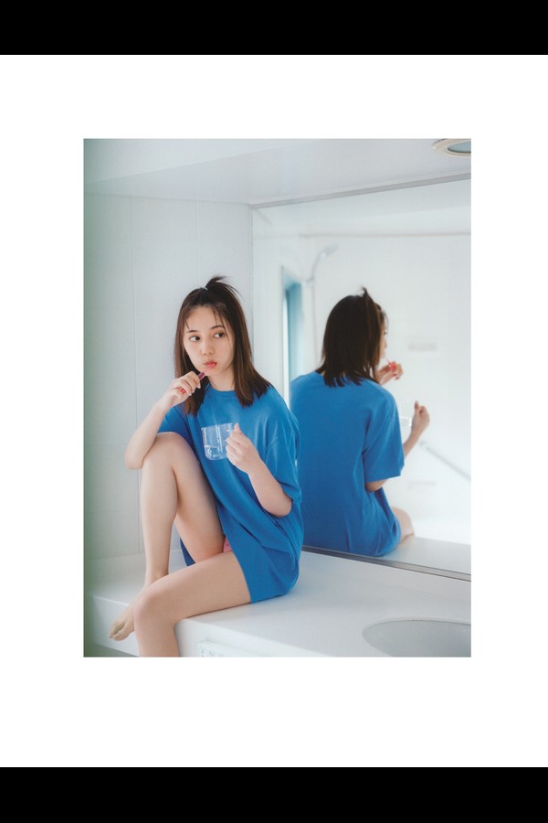 小坂菜緒1st写真集君は誰？ 8569665d4ac210e 54