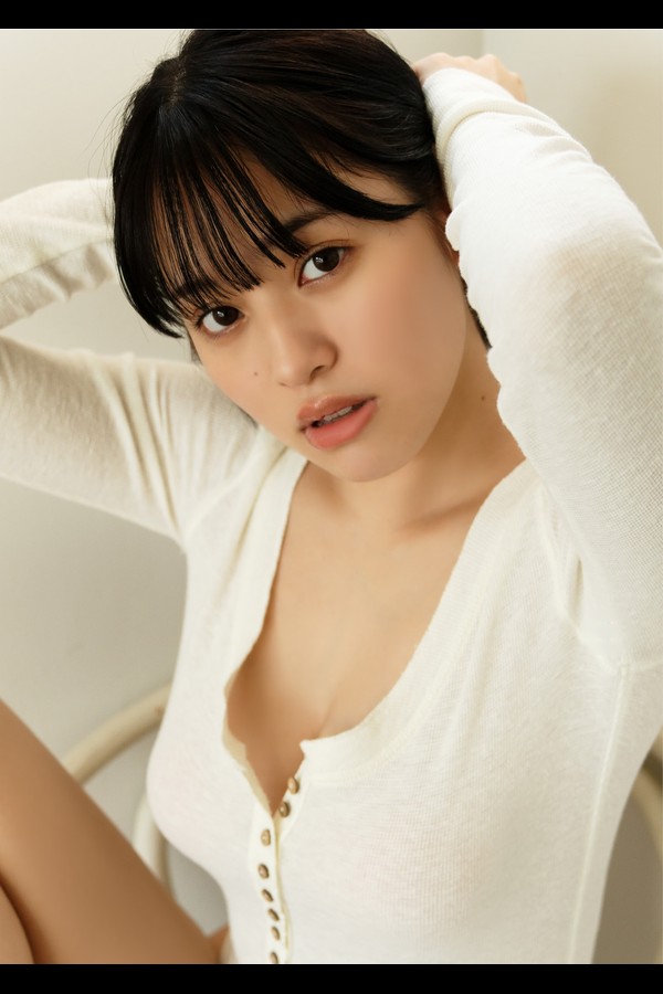 【デジタル限定 YJ PHOTO BOOK】猪子れいあ写真集「ほっとけない逸材。」 86b05a78ac80f9f 130