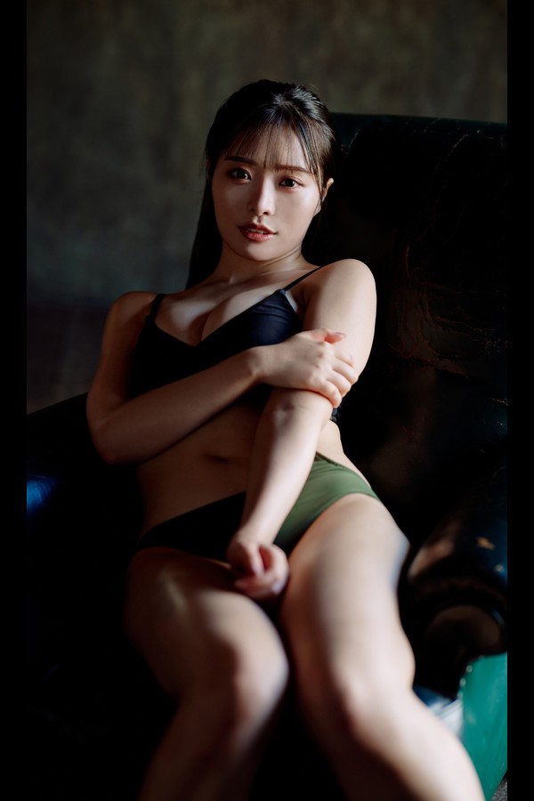 高鶴桃羽 写真集「Awakening」 (週プレ PHOTO BOOK)【デジタル限定】 86b05a78ac80f9f 29