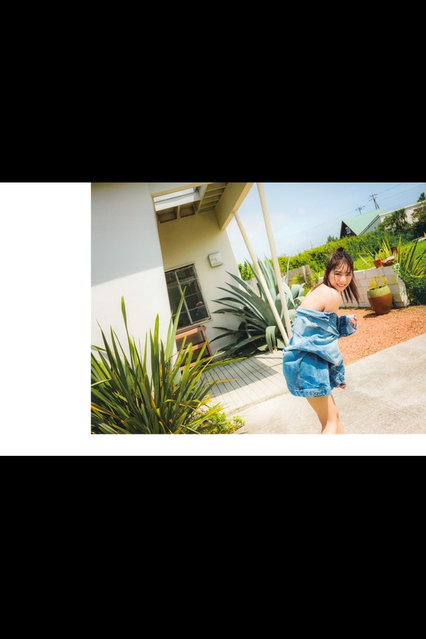 小坂菜緒1st写真集君は誰？ 86b05a78ac80f9f 73