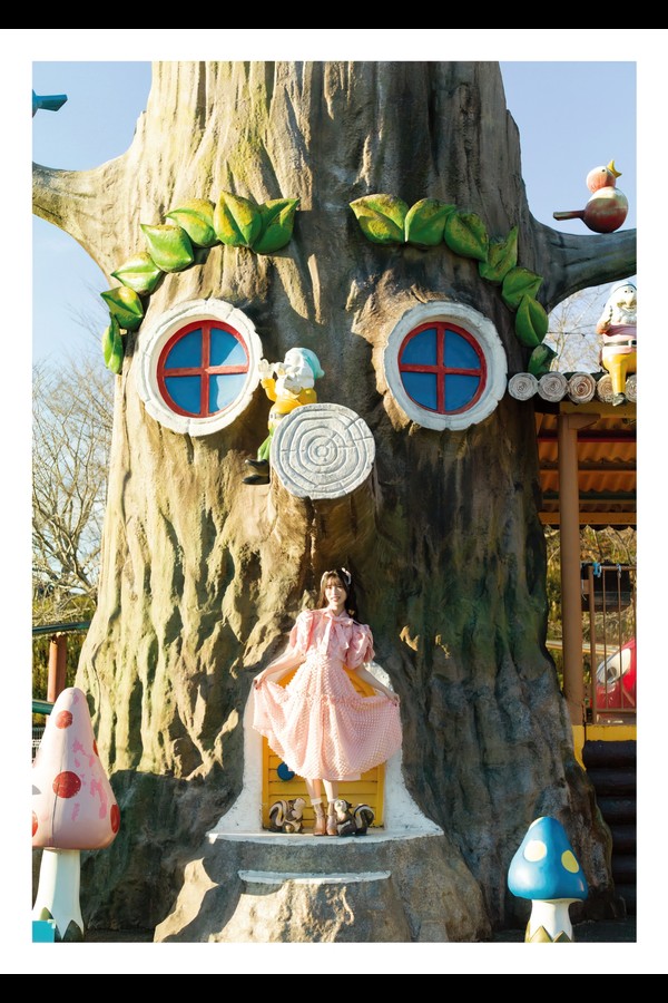 佐々木琴子 【電子書籍限定カバー・電子限定特典付】佐々木琴子1st写真集 明け方の夢 8acd05053c837c6 94