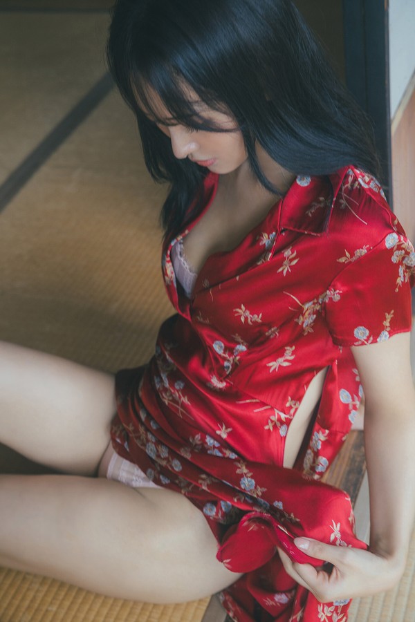 兒玉遥 9本写真合集 8ec2f24d1feffa0 14