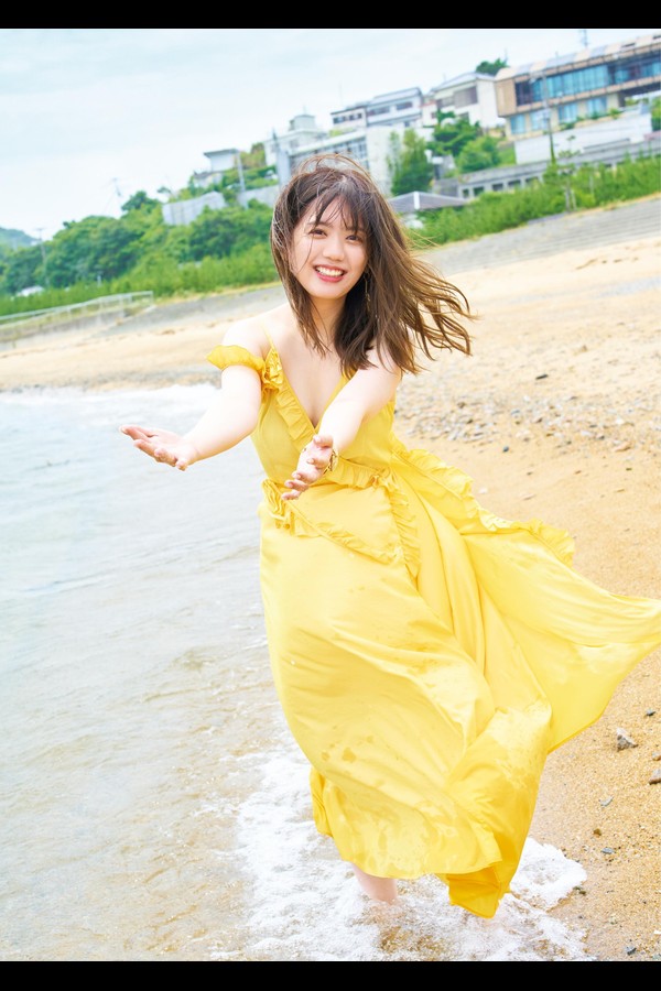 鬼頭明里 3本写真合集 c88f4d99fd17603 32