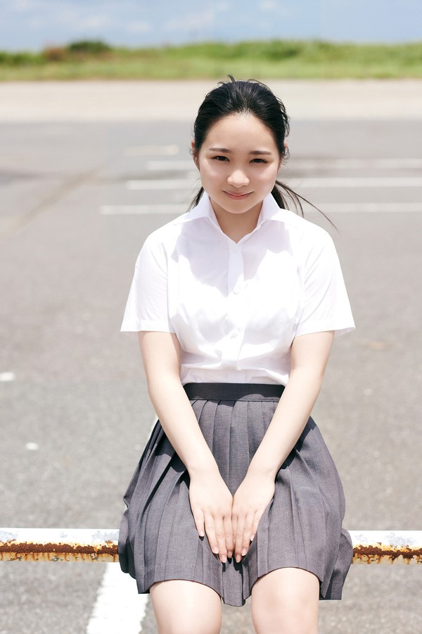 池本しおり 2本写真合集 d1595fffeeb7d6c 4