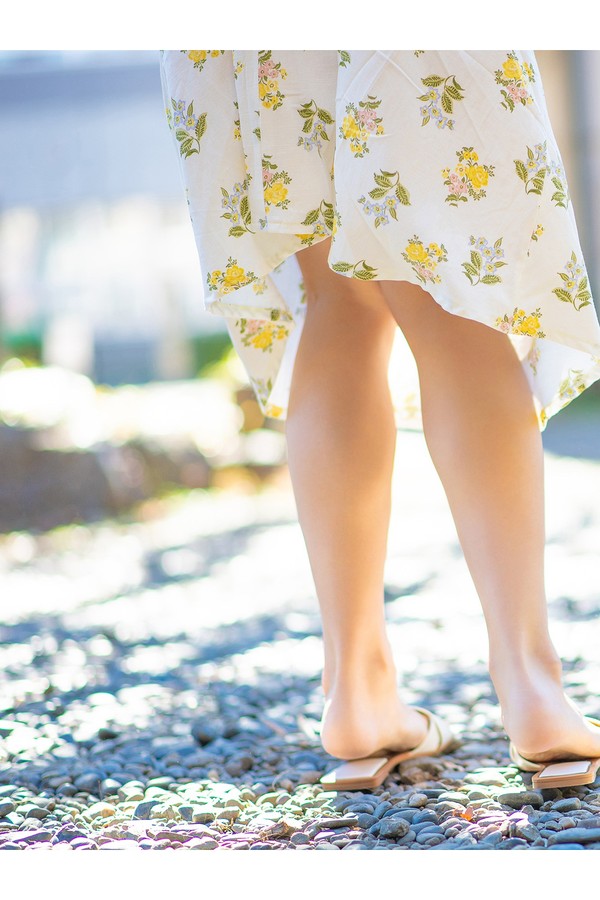 真島なおみ 6本写真合集 e836acc61d9d916 148