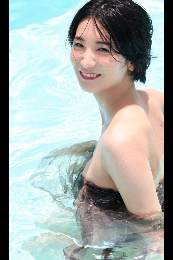 小貫莉奈 3本写真合集 e836acc61d9d916 181