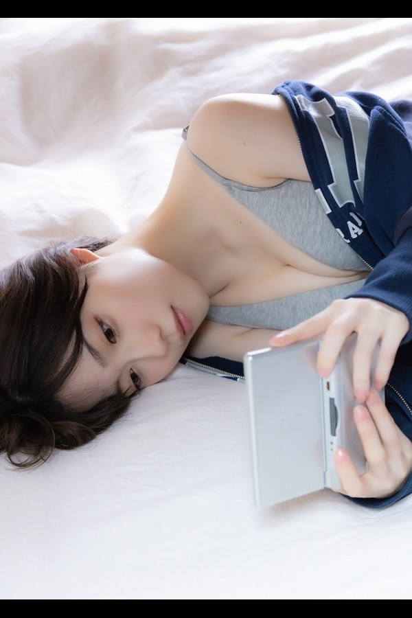 礒部花凜 5本写真合集 eb5132847e06aa1 106