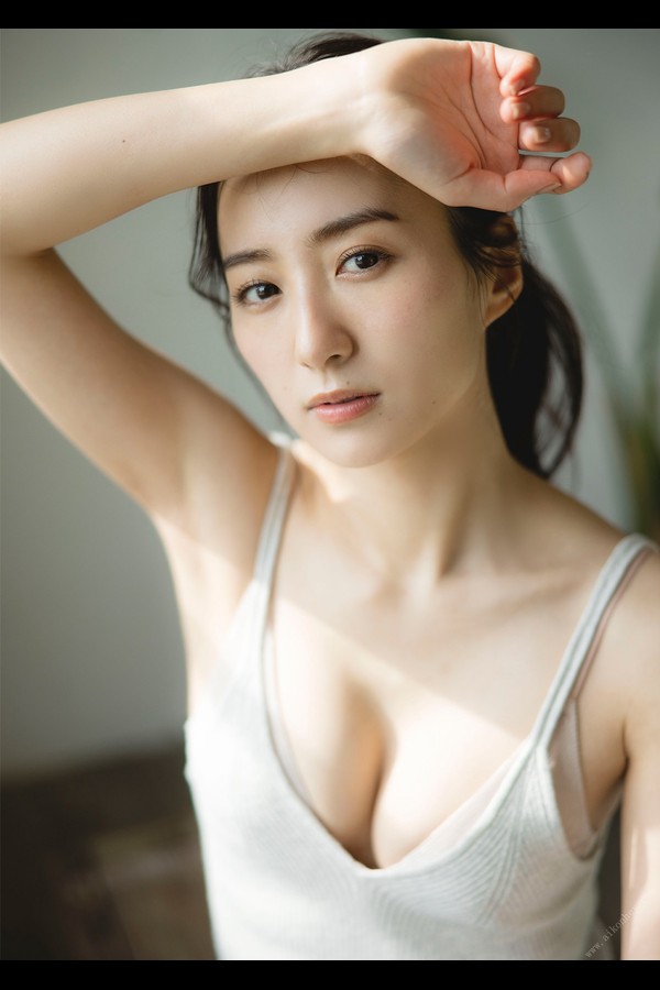 高田里穗 11本写真合集 feff4f9548e78e0 12