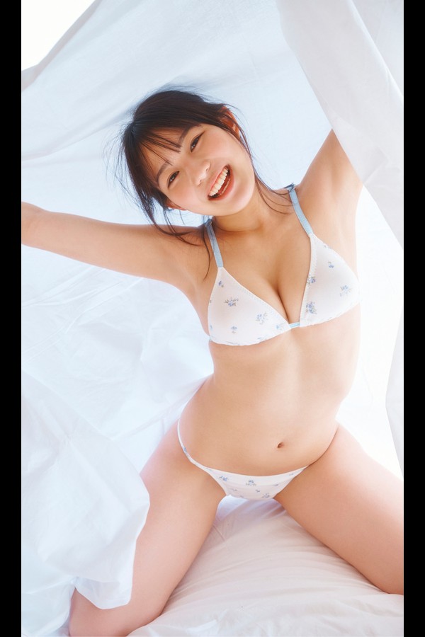 城間菜々美 3套写真合集 feff4f9548e78e0 44