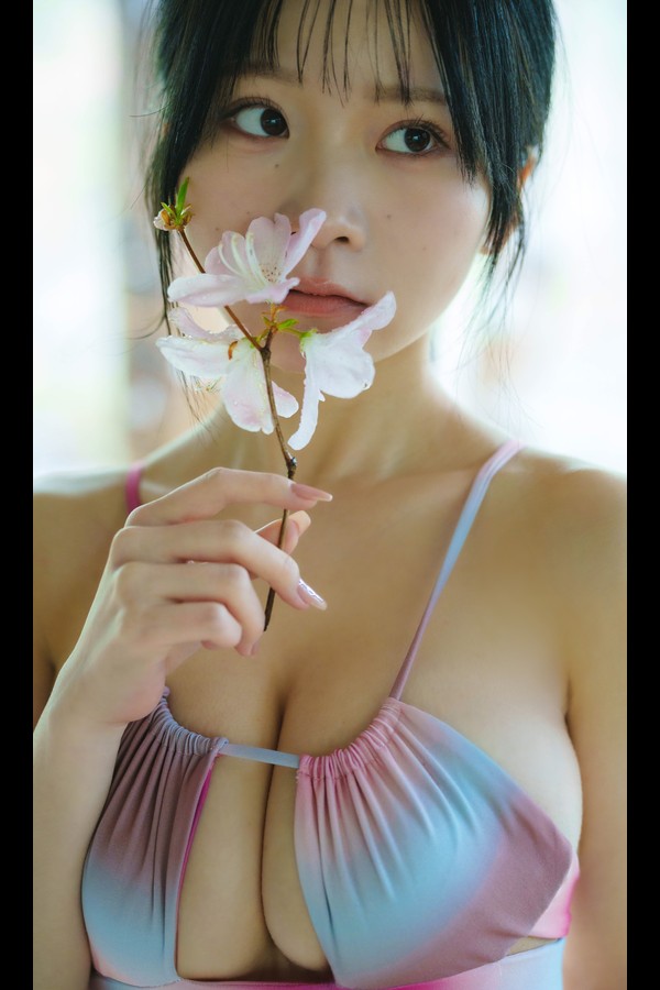 【デジタル限定】 塩見ももこ写真集「きっと明日は」 2025.06.16 preview001 04 1