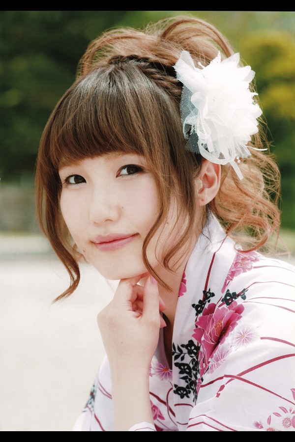 内田彩フォトブック Pretty&Loud years 2018.03.30 preview001 05 12