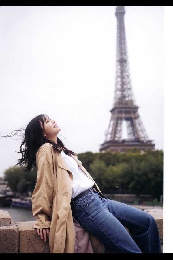 椛島光1st写真集 『chouchou』 2024.12.11 preview001 05 15