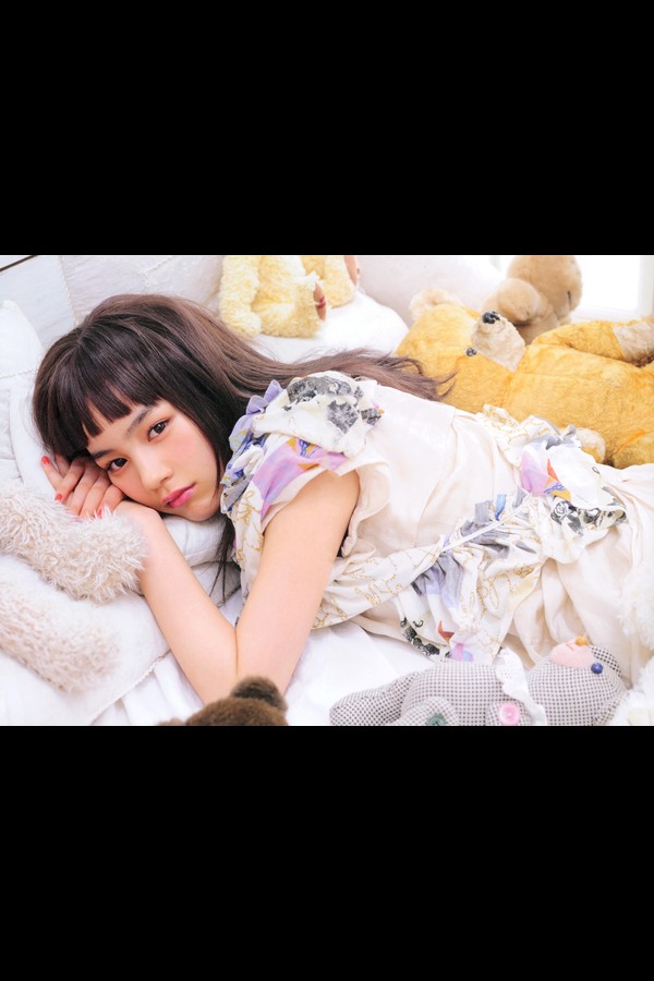 能年玲奈1stフォトブック「ぐりぐりぐるみ」 (TOKYO NEWS MOOK) 0a5049881e0ec5f 16