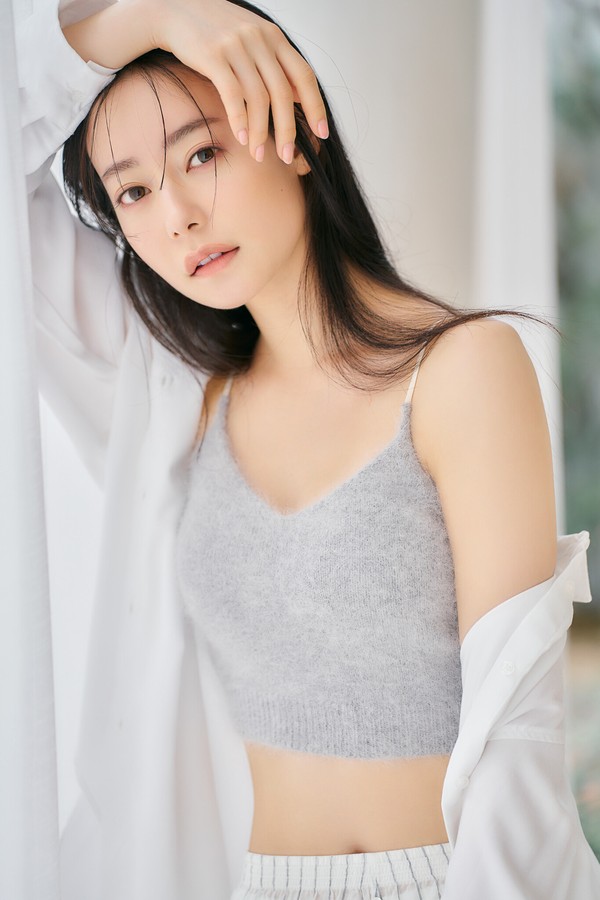 なごみ「ＮＥＷ　ＭＥ」ＷＨＩＴＥ　ｇｒａｐｈ　デジタル写真集 2bbf0a11daa24ca