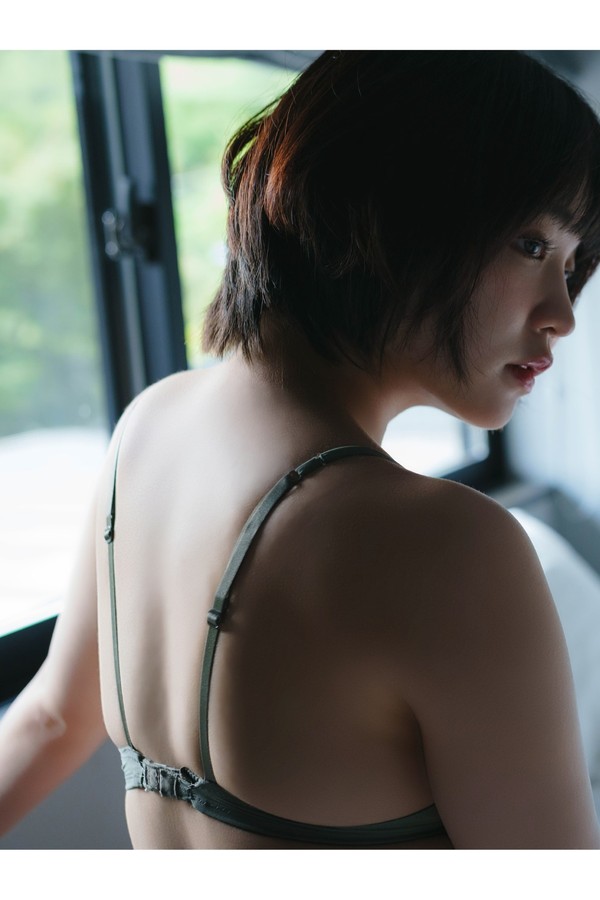 根本凪 5本写真合集 5b25423cab0435f 23