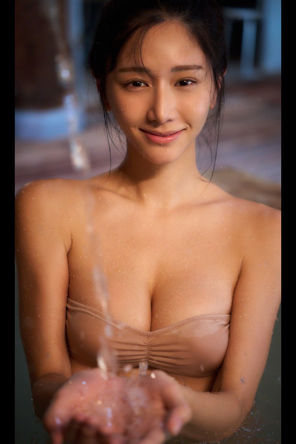 斎藤恭代 5本写真合集 77450b39f5fa97f