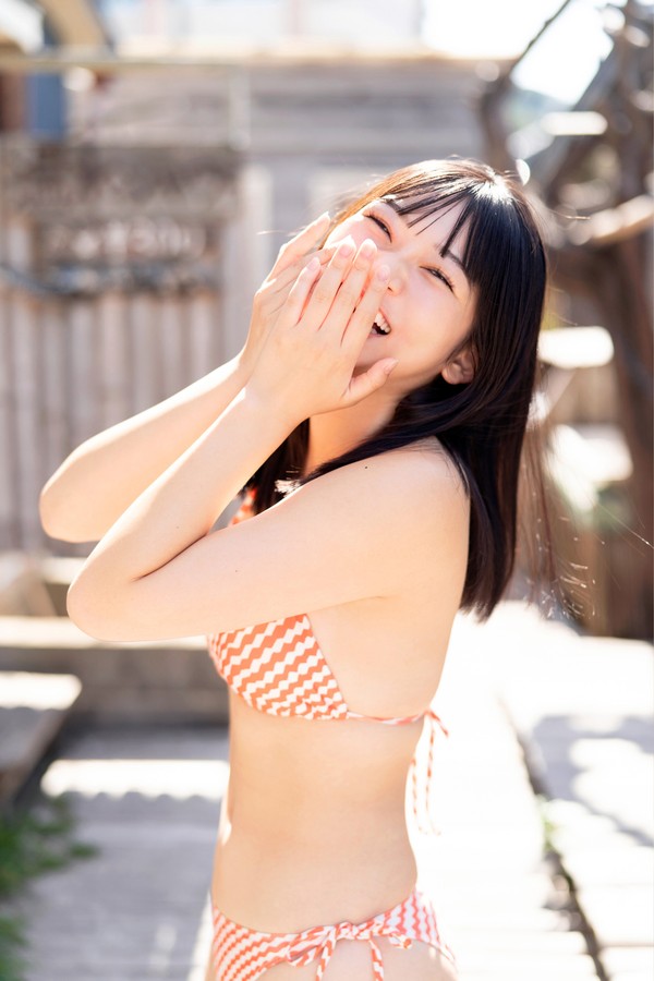 PlatinumFLASHデジタル写真集　佐山すずか　週末彼女 8acd05053c837c6 77