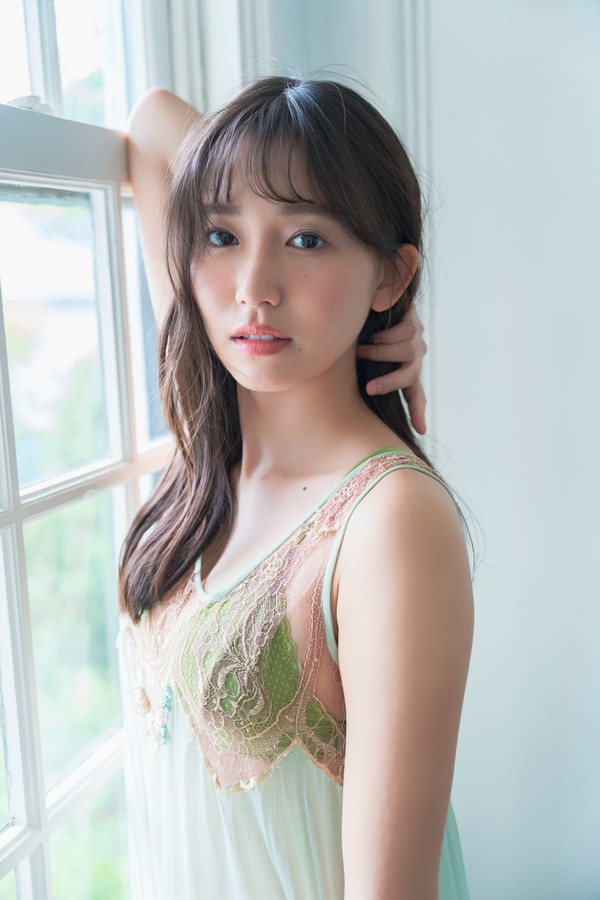 志田音々 2本写真合集 96b73ecb1da56d4