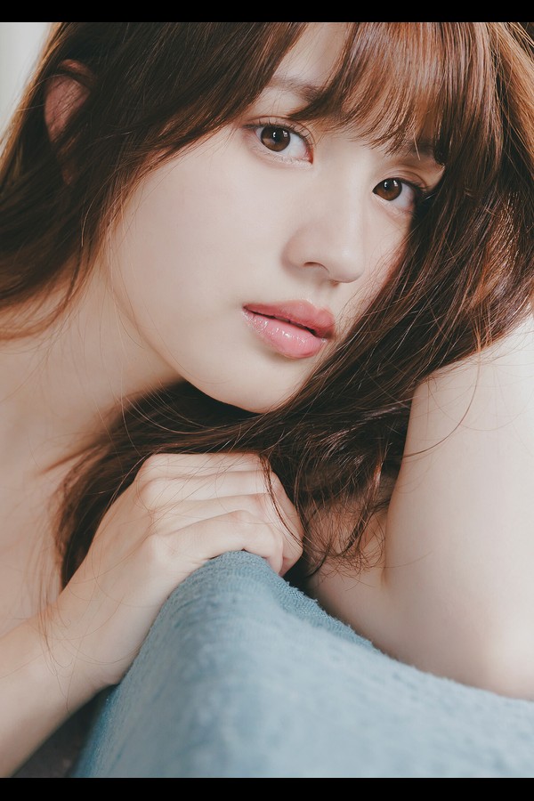 MD Gravure Collection 005 新世代エース 花咲楓香 e836acc61d9d916 24