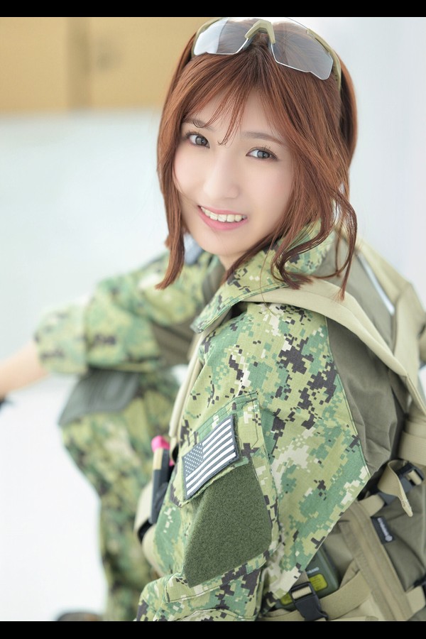 三田悠貴 2本写真合集 e836acc61d9d916 26