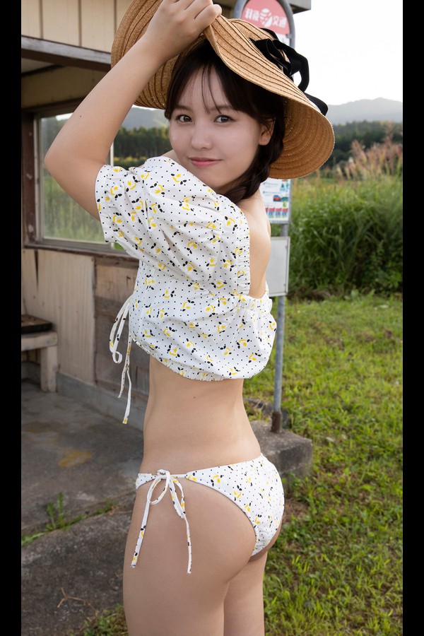 本郷柚巴 3本写真合集 e836acc61d9d916 91