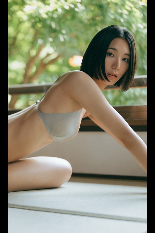 【デジタル限定】小貫莉奈写真集「愛おしく」 (週プレ PHOTO BOOK) preview001 01 23