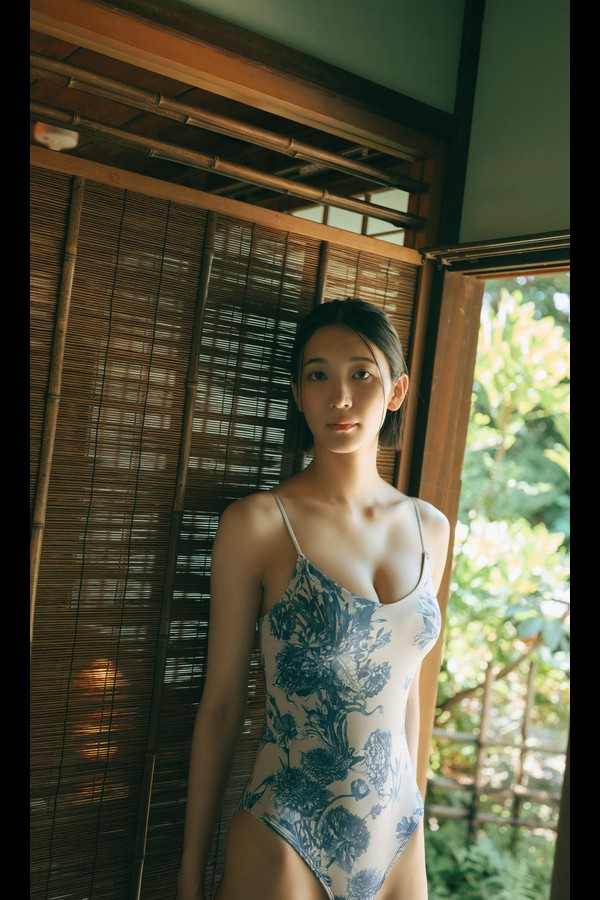 【デジタル限定】小貫莉奈写真集「愛おしく」 (週プレ PHOTO BOOK) preview001 03 23