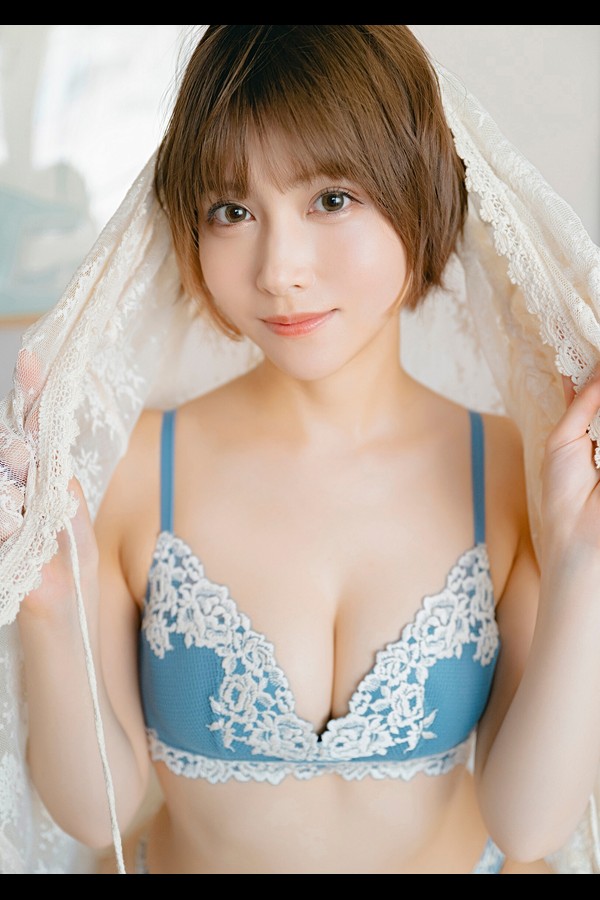 漫画アクションデジタル写真集 えい梨「知的で無邪気に」 preview001 04 32