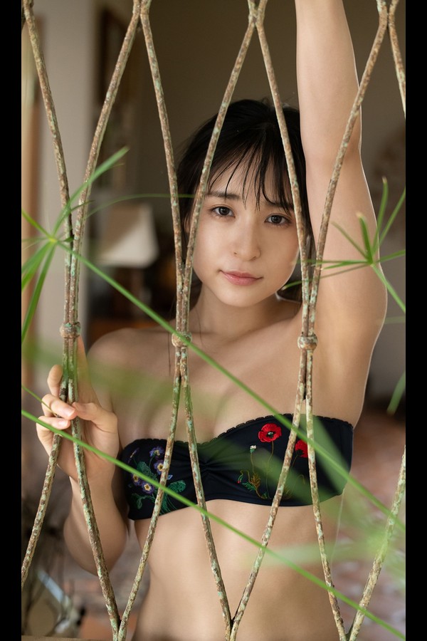 【デジタル限定】中﨑絵梨奈写真集「その微笑みに会いたくて」 週プレ PHOTO BOOK 001 【デジタル限定】中﨑絵梨奈写真集「その微笑みに会いたくて」 週プレ PHOTO BOOK