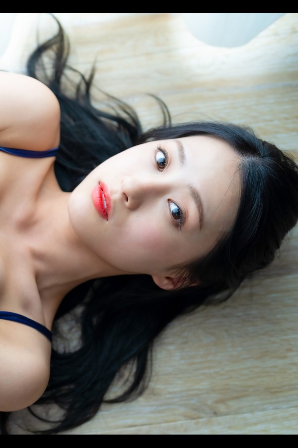 【デジタル限定 YJ PHOTO BOOK NEXT】澄田綾乃写真集「ヒミツの楽園」 preview001 01 2