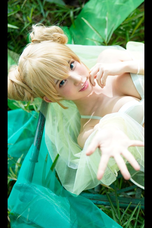 【デジタル限定】えなこ写真集「Princesses’ Dream～夢見る森のお姫さま～」 週プレ PHOTO BOOK preview001 01 203