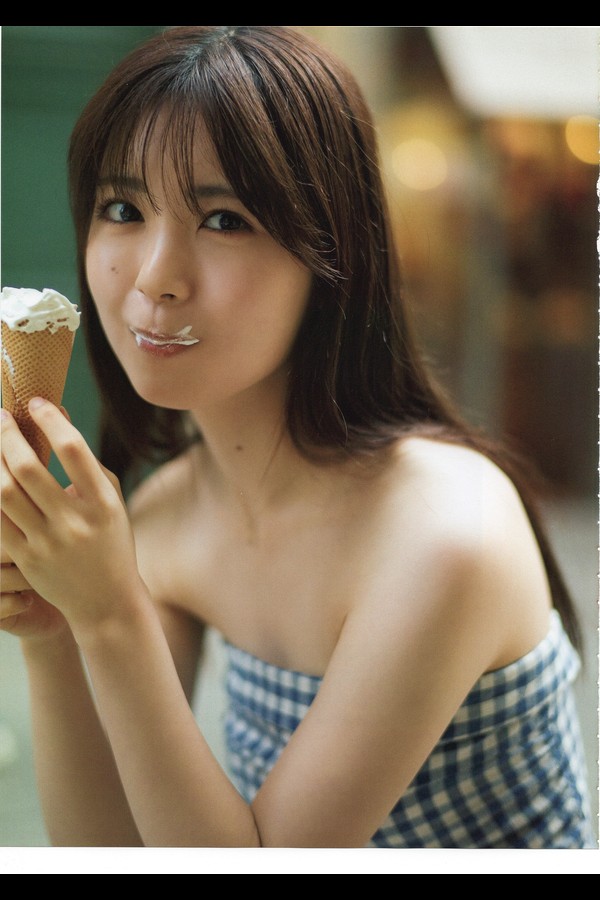 筒井あやめ1st写真集『感情の隙間』resize2 preview001 02 140