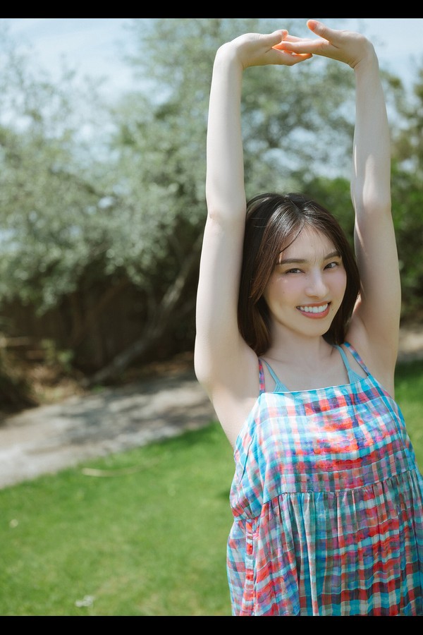相楽伊織　Summer Vibes スピサン グラビアフォトブック preview001 03 160