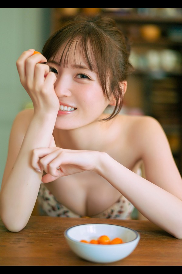 【デジタル限定 YJ PHOTO BOOK】由良ゆら(#よーよーよー)写真集「“ゆらゆら”しないの……？」 preview001 03 170