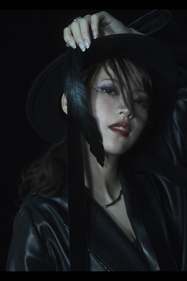 Twinkle Moments No.2 コントラスト 真楪伶 10th Anniversary Photo Book preview001 03 205