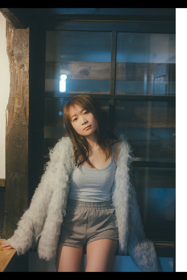 秋元真夏 2本写真合集 preview001 03 42