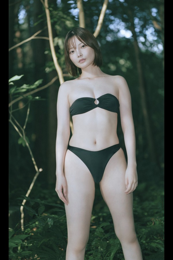 新谷姫加『週プレ プラス！』アザーカット集「帰ってきたよ、福江島～prologue～」 (週プレ PHOTO BOOK) preview001 04 12