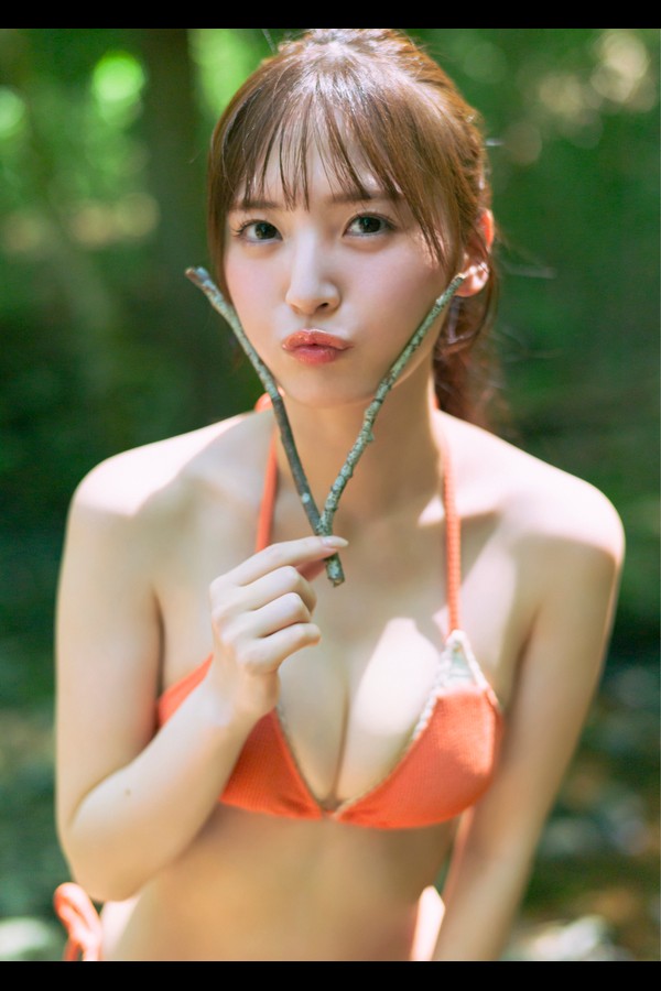 【デジタル限定 YJ PHOTO BOOK】由良ゆら(#よーよーよー)写真集「“ゆらゆら”しないの……？」 preview001 04 170