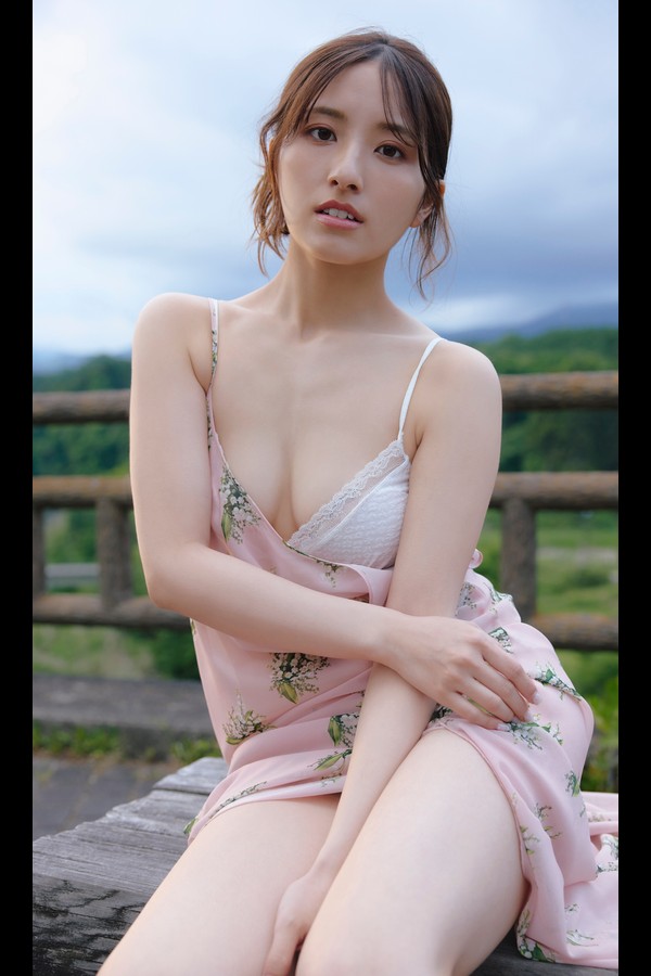 【デジタル限定】大和田南那写真集「深い森の中で」 (週プレ PHOTO BOOK) preview001 04 182