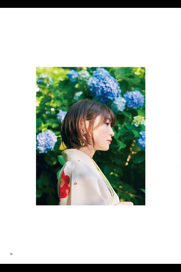 上田丽奈“アトリエＲｅｉｎａ” オフィシャルフォトブック ＤＲＡＷＩＮＧ preview001 05 168