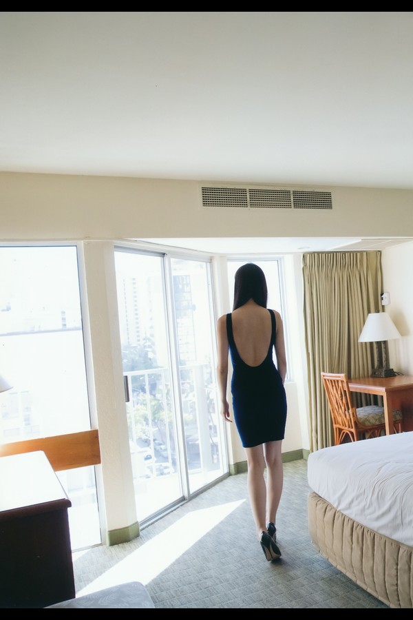 朝比奈彩写真集《AYA》 preview001 05 74