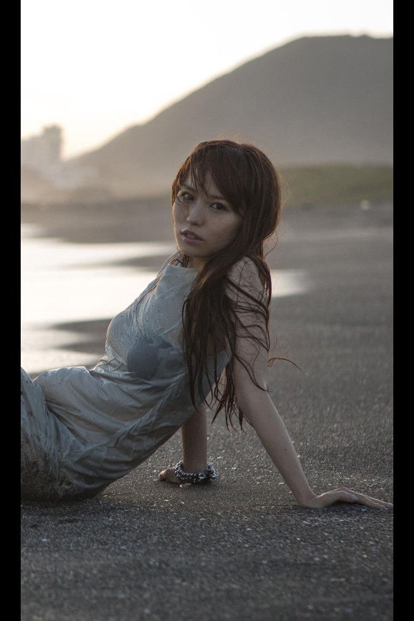 ＜デジタル週プレ写真集＞　市川由衣「晩餐」 週プレ PHOTO BOOK preview001 07 19