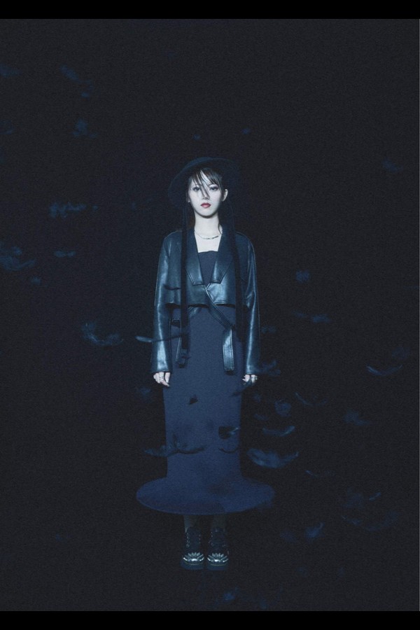 Twinkle Moments No.2 コントラスト 真楪伶 10th Anniversary Photo Book preview001 07 77